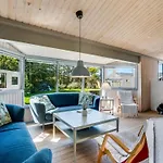 Lazorka - 450m From The Sea By Interhome